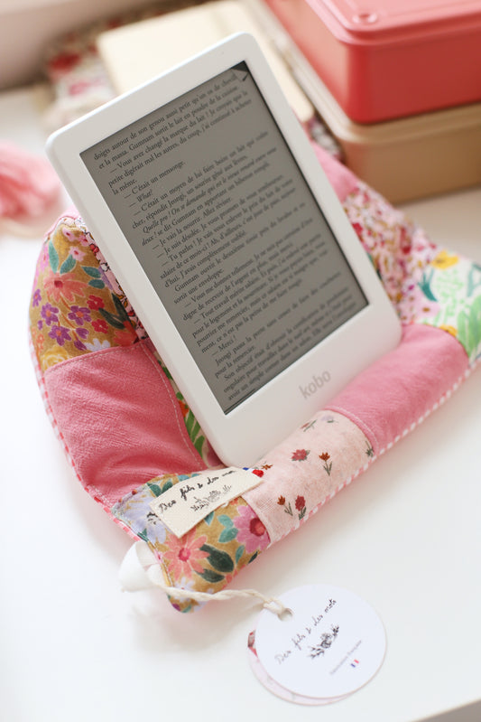 Doucette, coussin de lecture patchwork « Mansfield Park de Jane Austen »