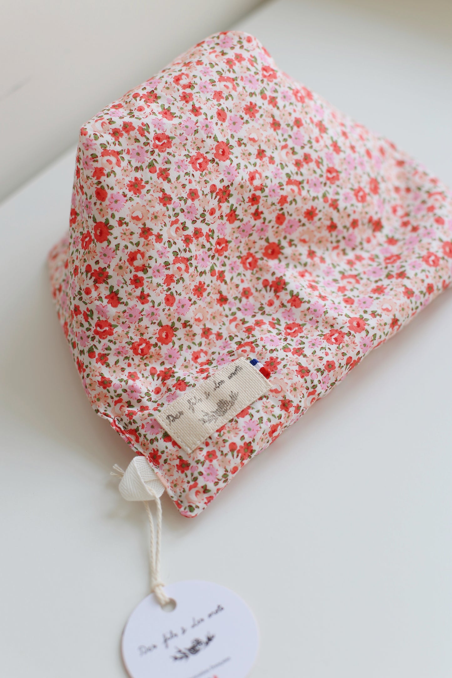 Doucette, coussin de lecture « Le restaurant des jours heureux de Yoko Mure »