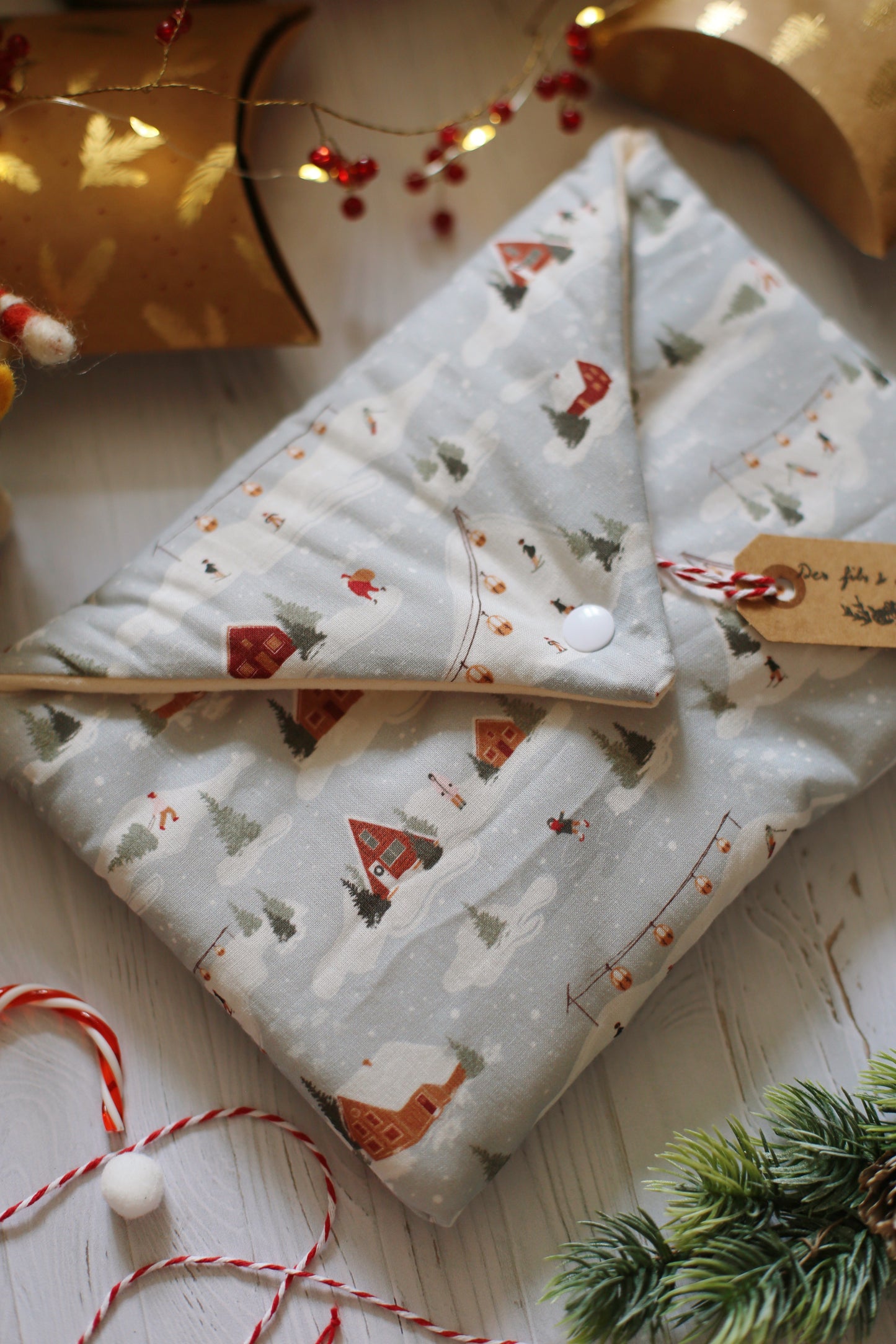 Housse « Le Noël d'Hercule Poirot d'Agatha Christie » - plusieurs formats