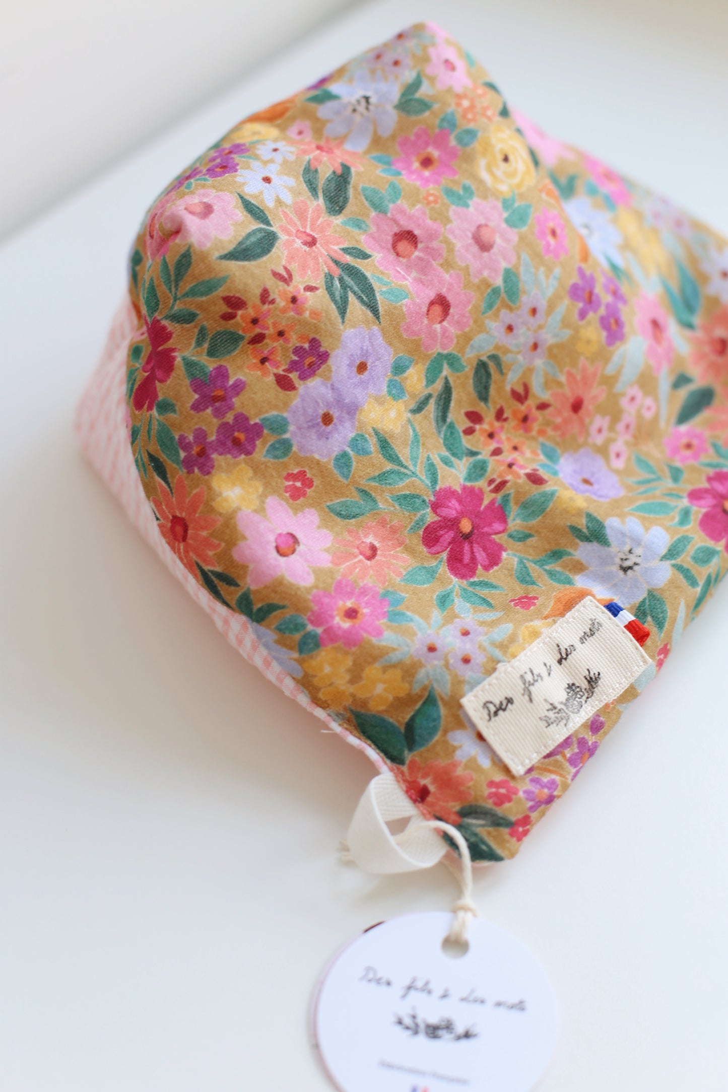 Doucette, coussin de lecture « Une vie de Guy de Maupassant »