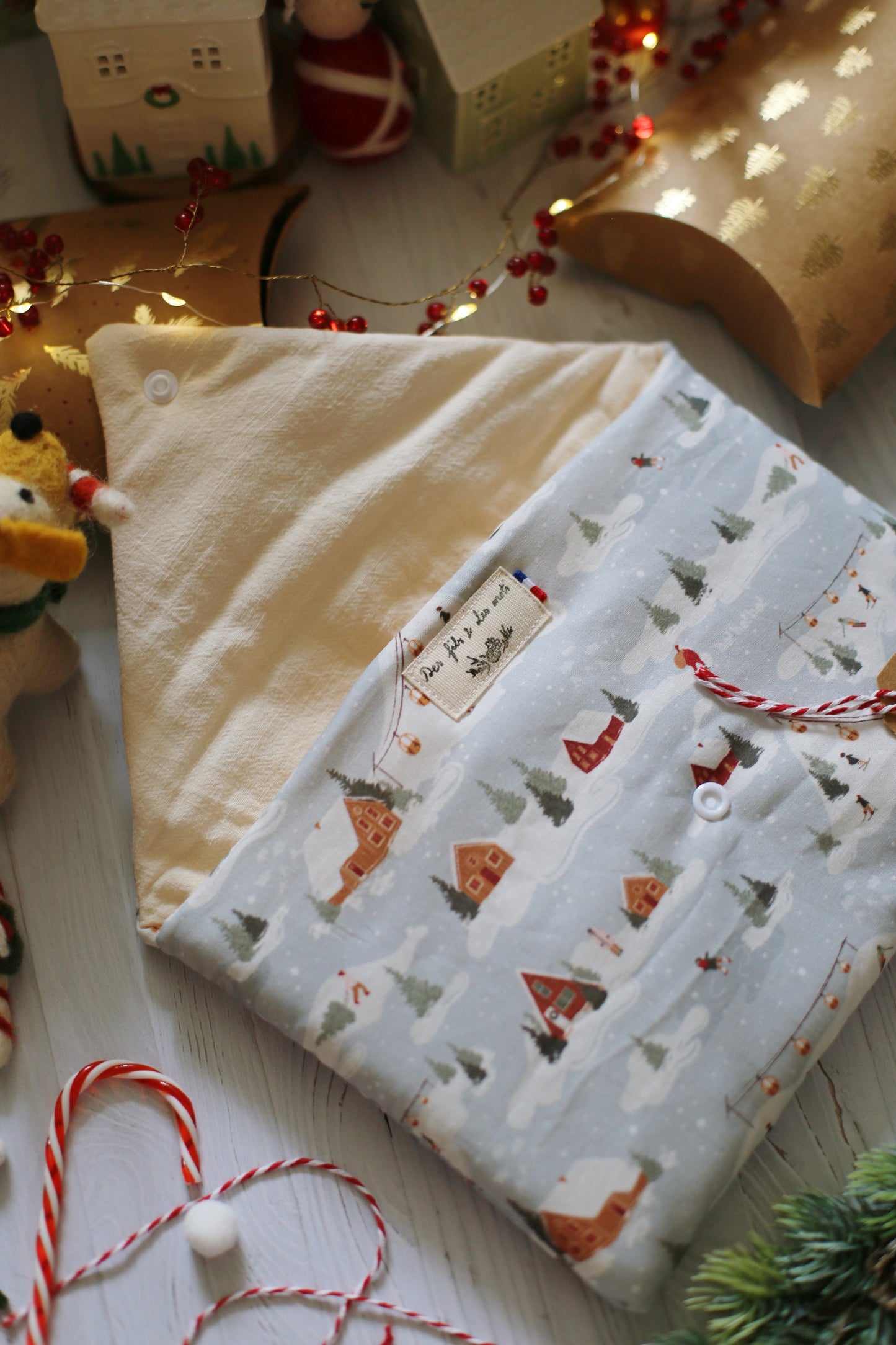 Housse « Le Noël d'Hercule Poirot d'Agatha Christie » - plusieurs formats