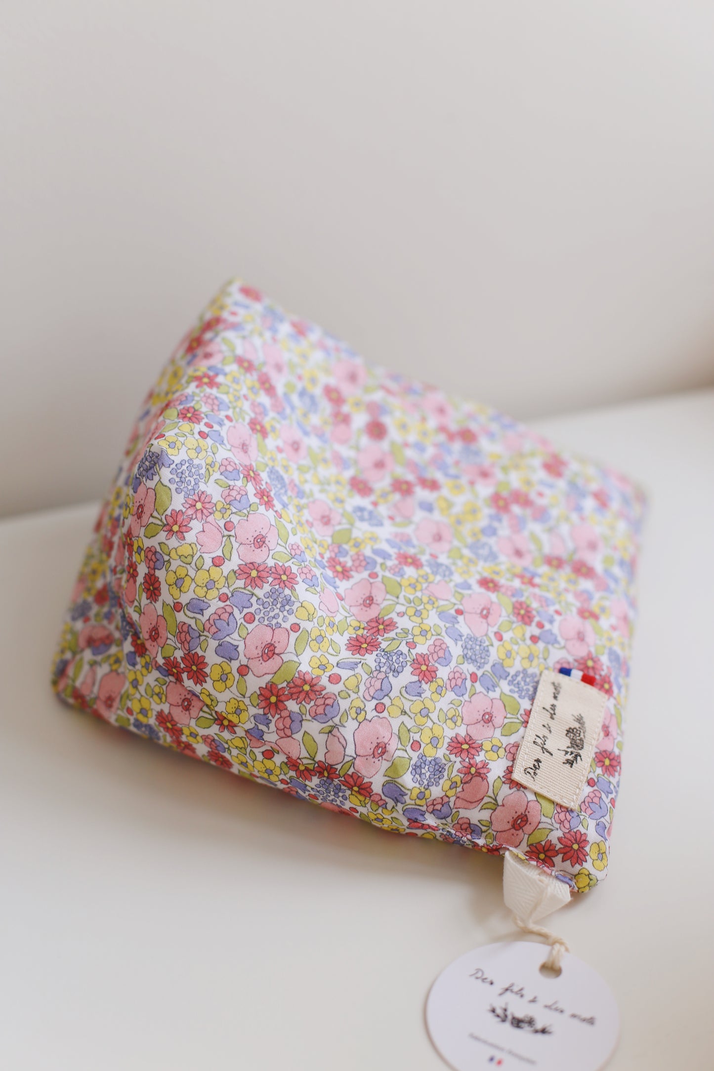 Doucette, coussin de lecture « Emma Bovary de Gustave Flaubert »