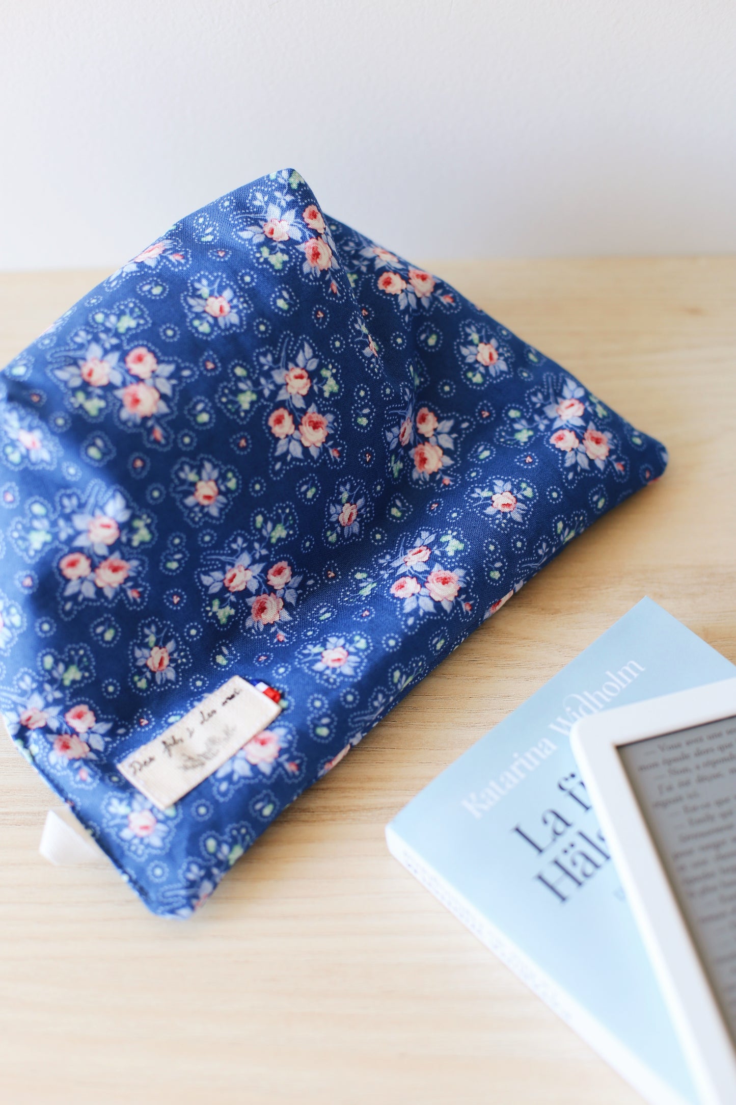 La Doucette - Coussin de lecture « Jenny » de Sigrid Undset
