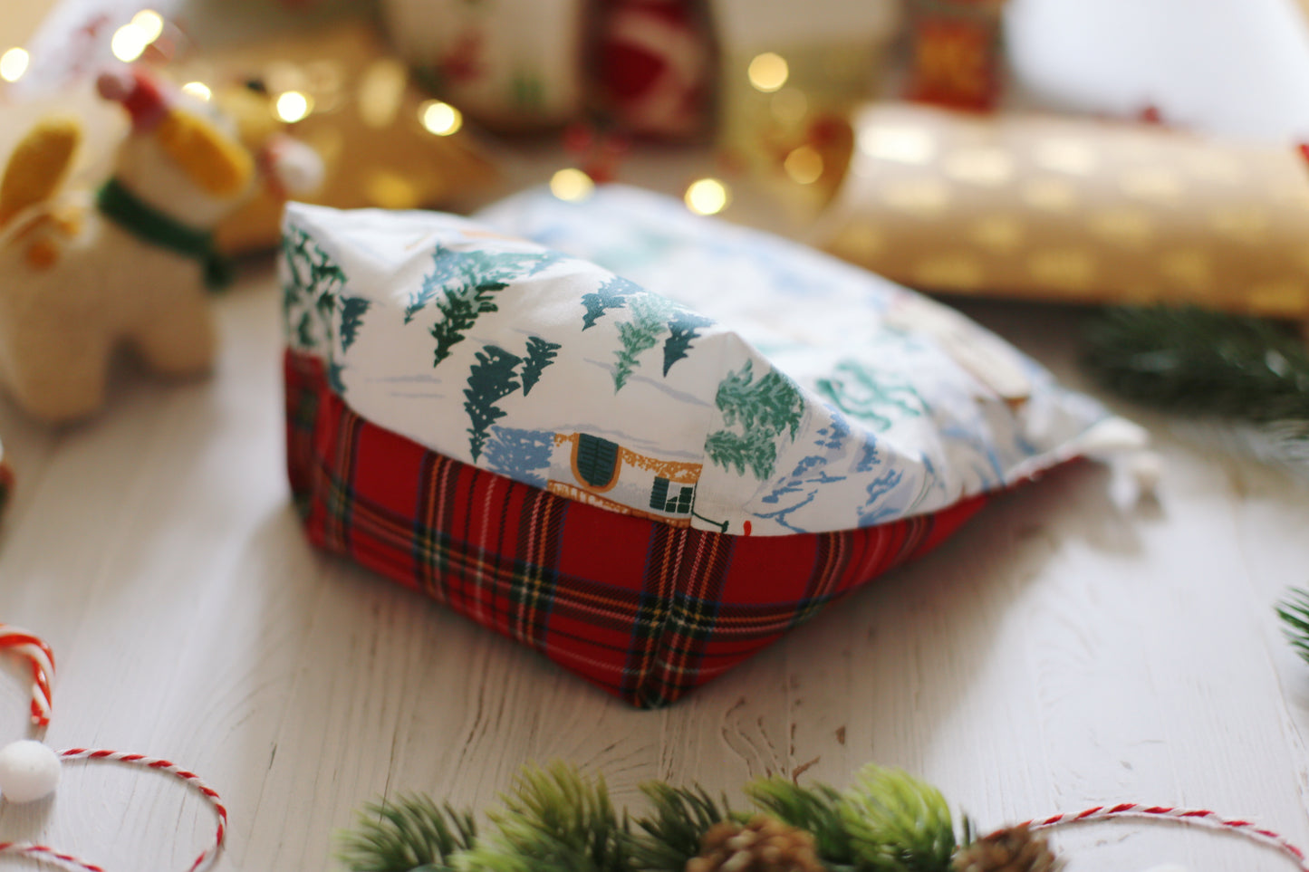 Doucette, coussin de lecture « Nuit de Noël de Guy de Maupassant »