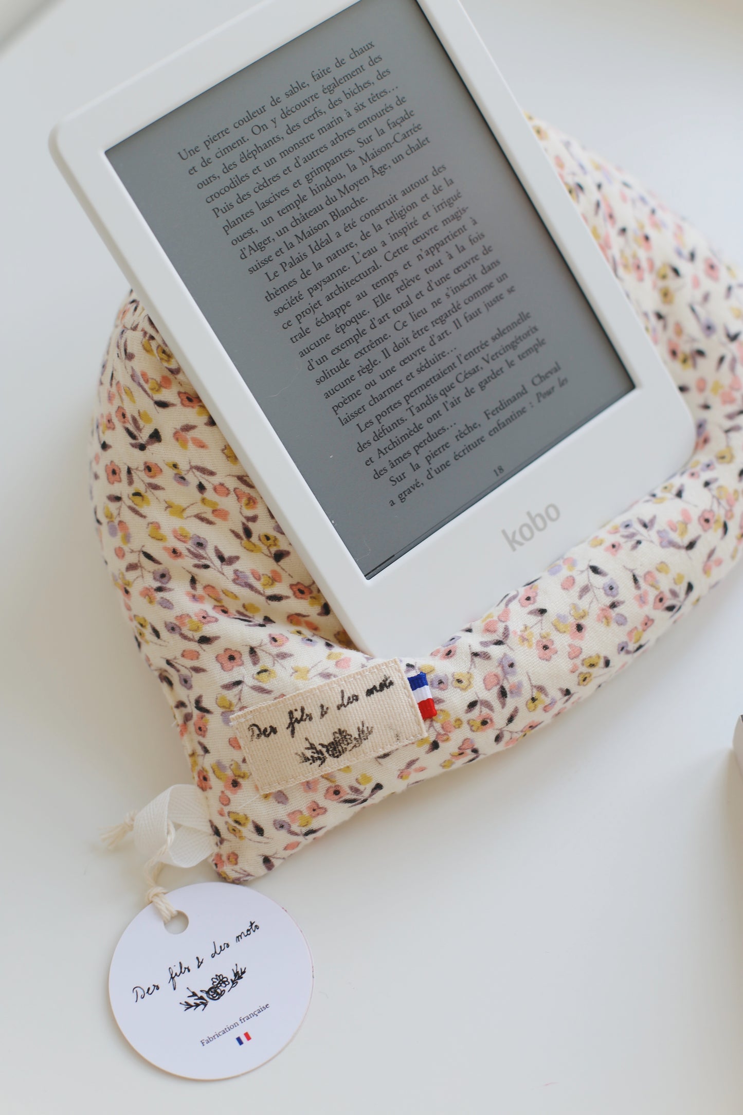 Doucette, coussin de lecture « Un coeur simple de Gustave Flaubert »