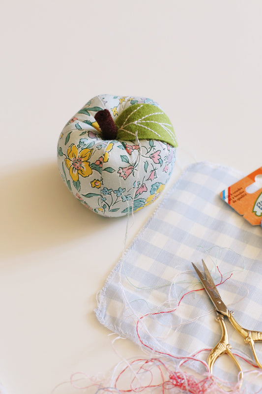 Pique-épingle « Mansfield Park de Jane Austen » - Liberty London