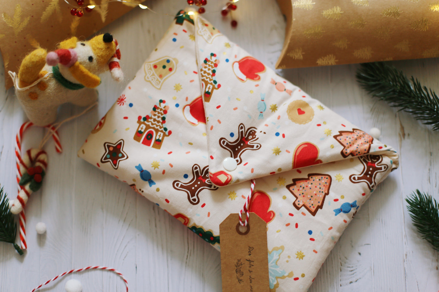 Housse « Noël à la confiserie de Rosie de Jenny Colgan » - Tissu Rifle Paper Co.