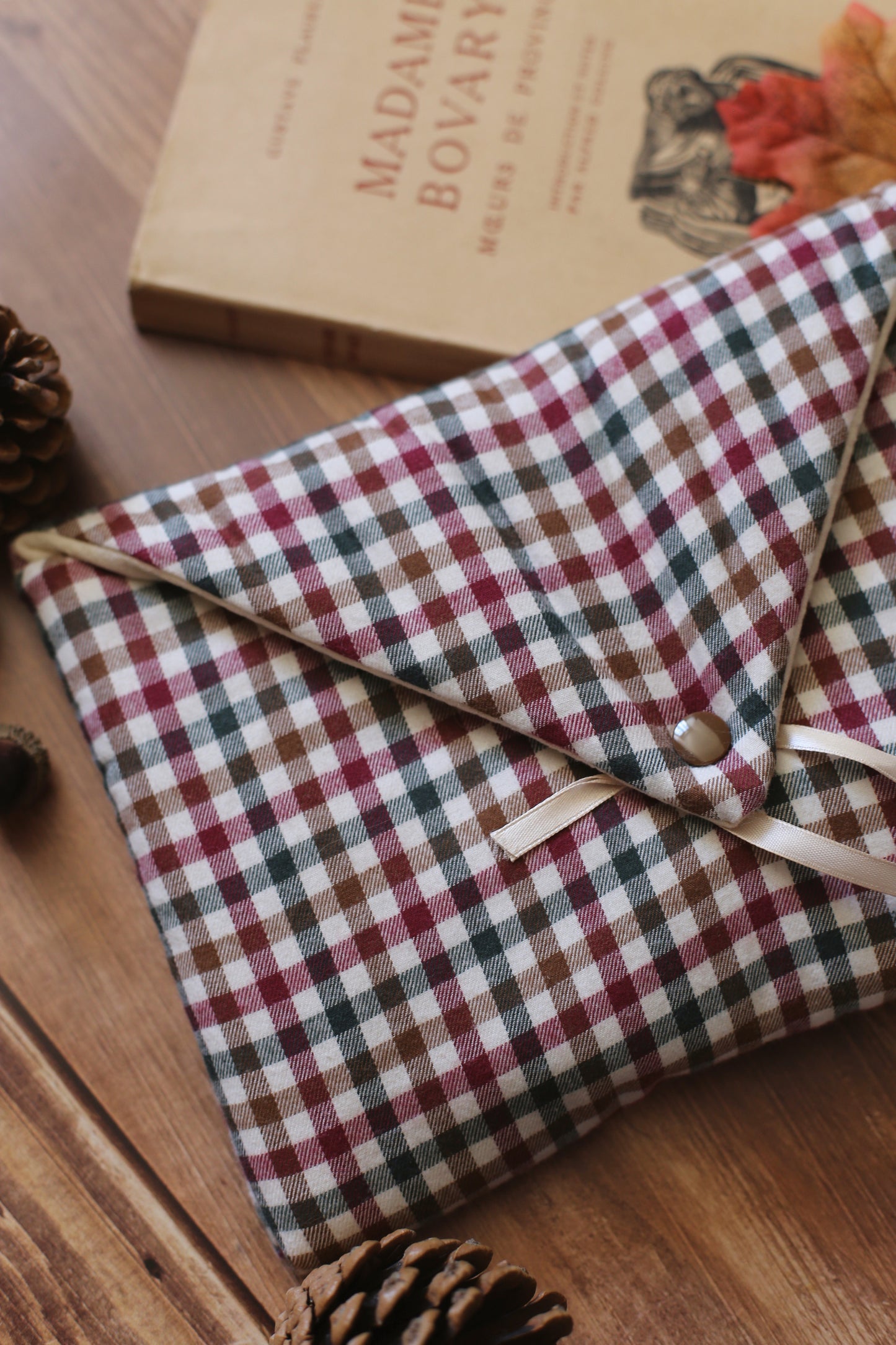 Housse « La confiserie de Rosie de Jenny Colgan » - plusieurs formats