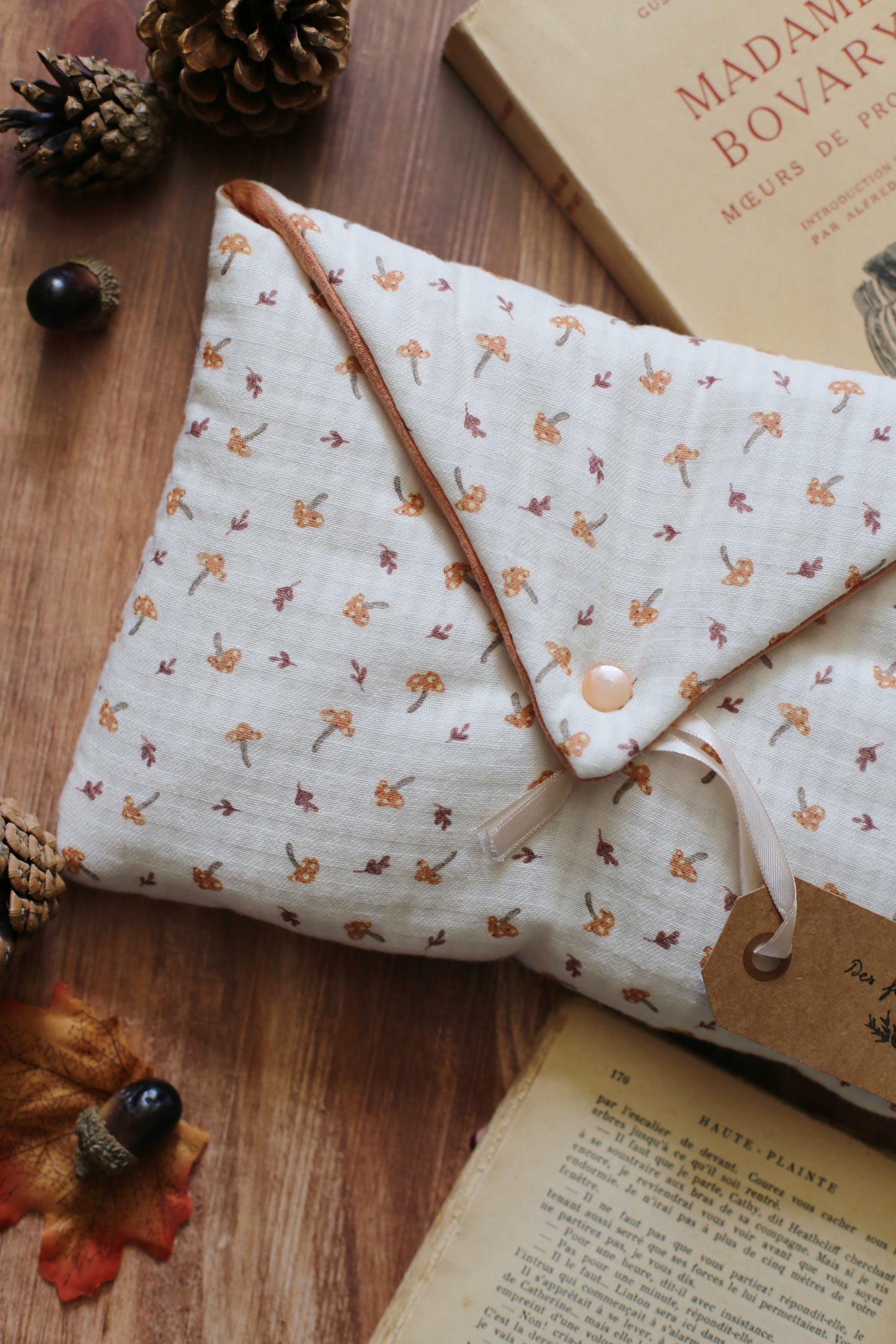 Housse « La papeterie Tsubaki d'Ogawa Ito » - plusieurs formats