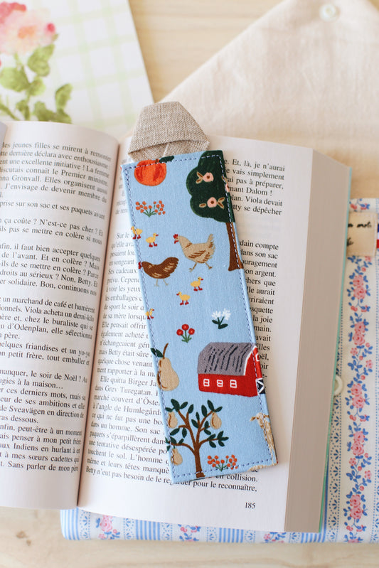 Marque-page « La bibliothèque des coeurs cabossés de Katarina Bivald »