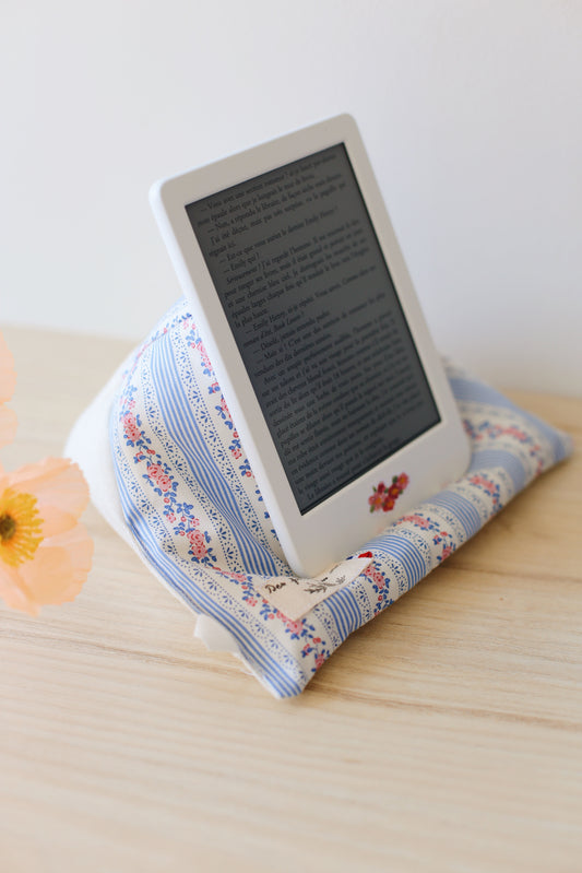 La Doucette - Coussin de lecture « La fille du Hälsingland » de Katarina Widholm