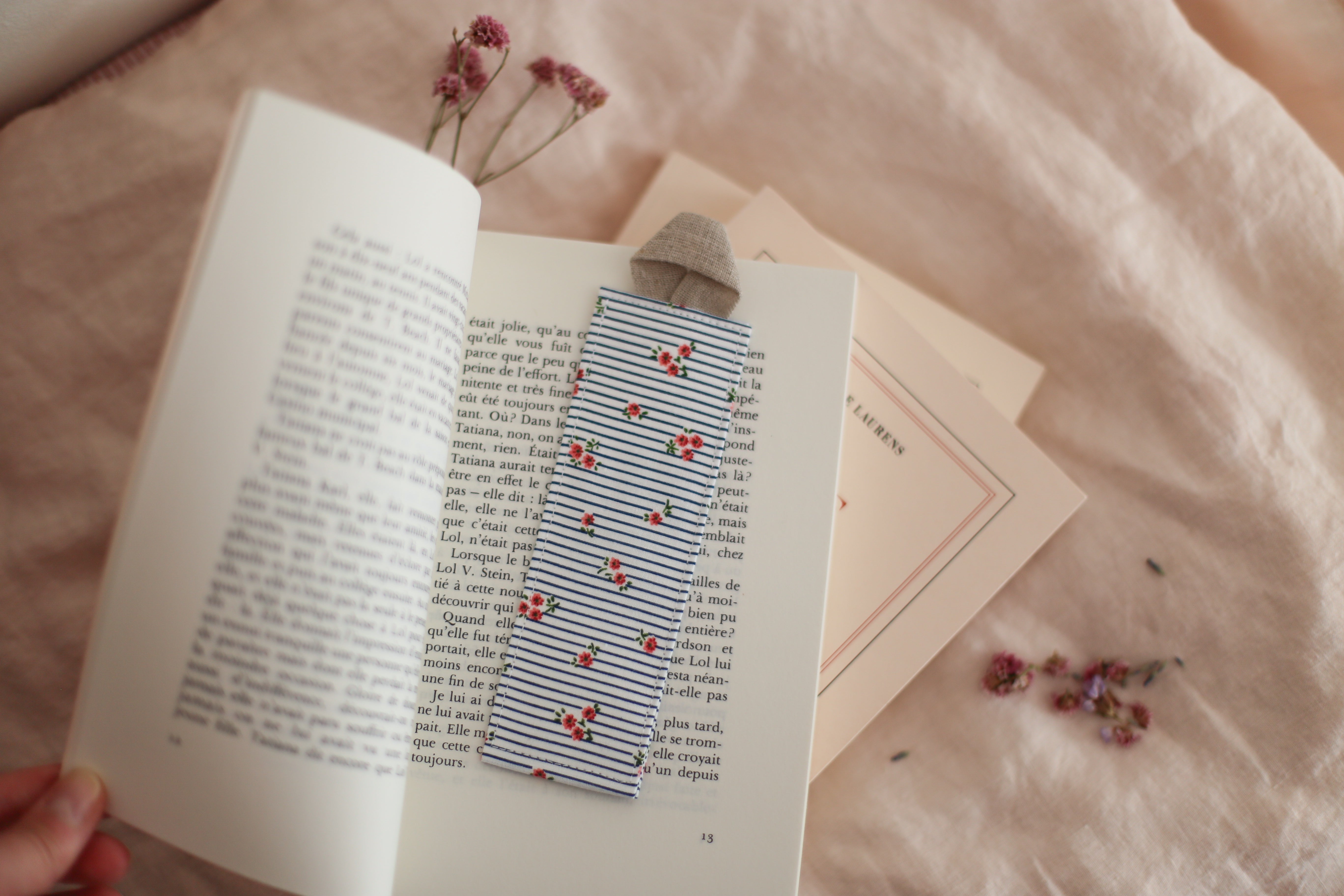 Bookmark "On the side of Swan de Marcel Proust"